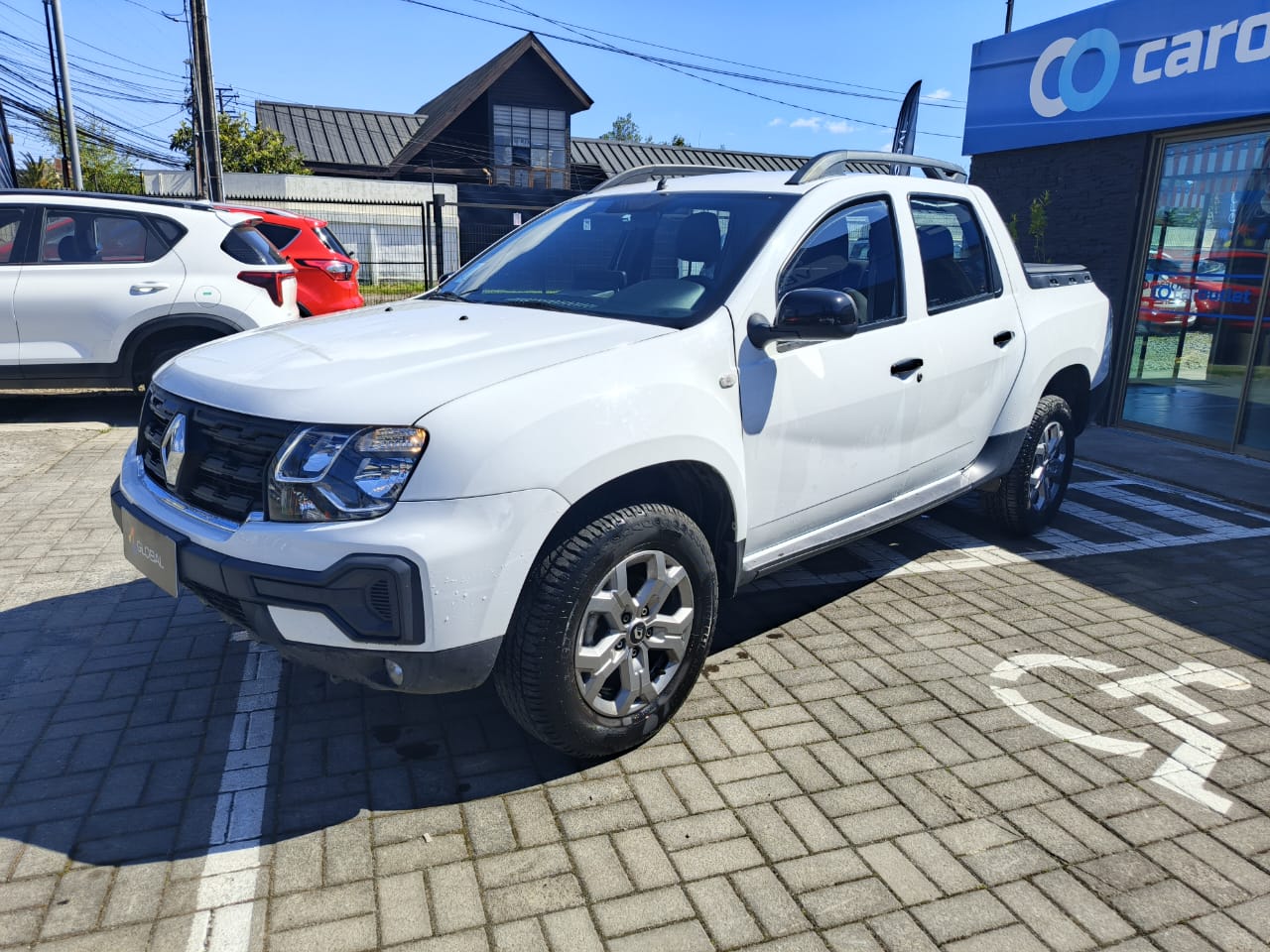 Renault Oroch ZEN 1.6 2025, foto 1 de 11