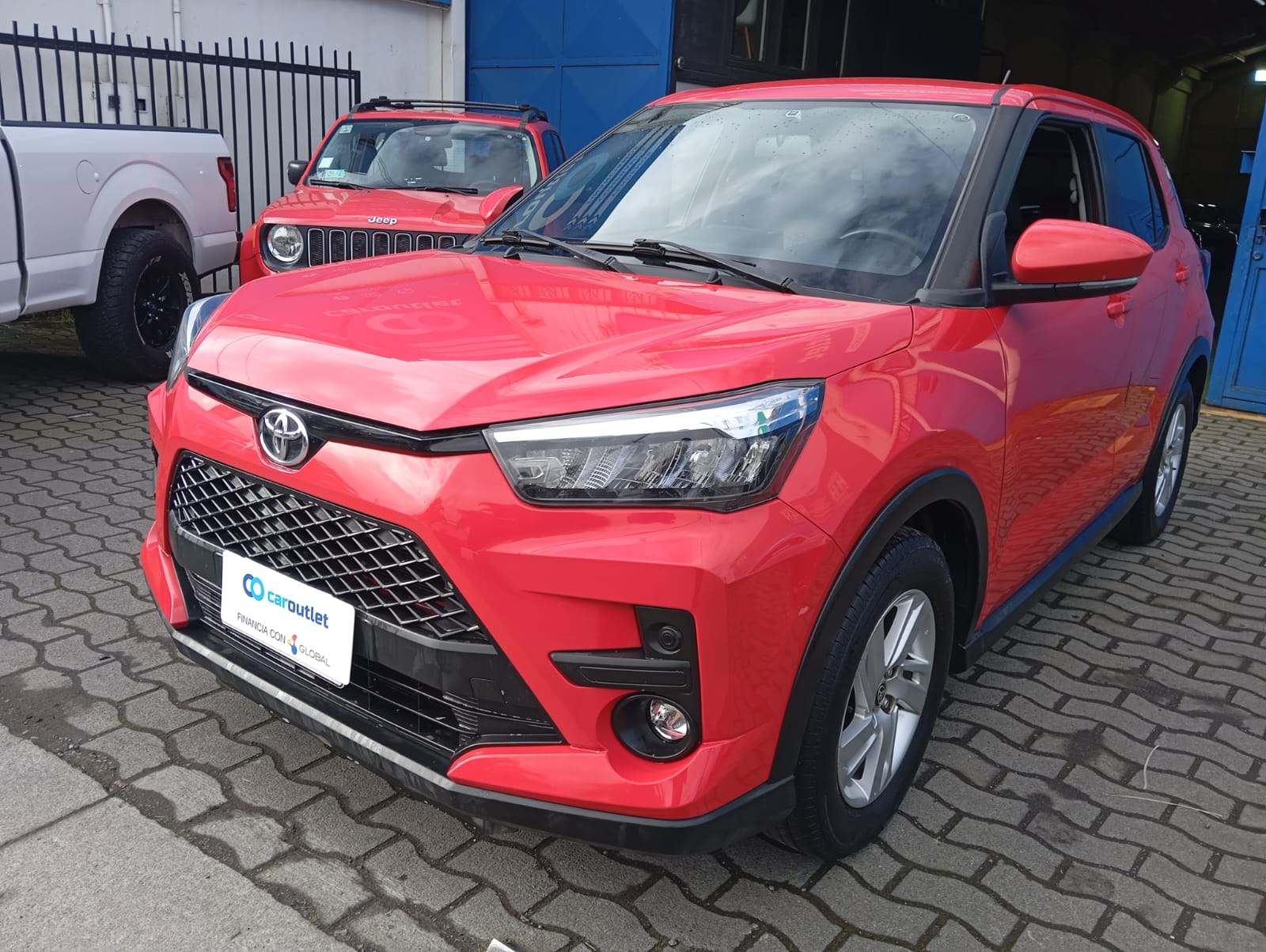 Toyota Raize CVT 1.2 AUT 2023, foto 1 de 13
